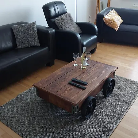 Apartment Apartman Surany Surany